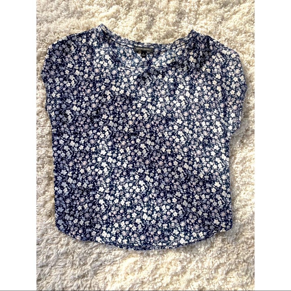 Banana Republic Floral Blouse Size Small